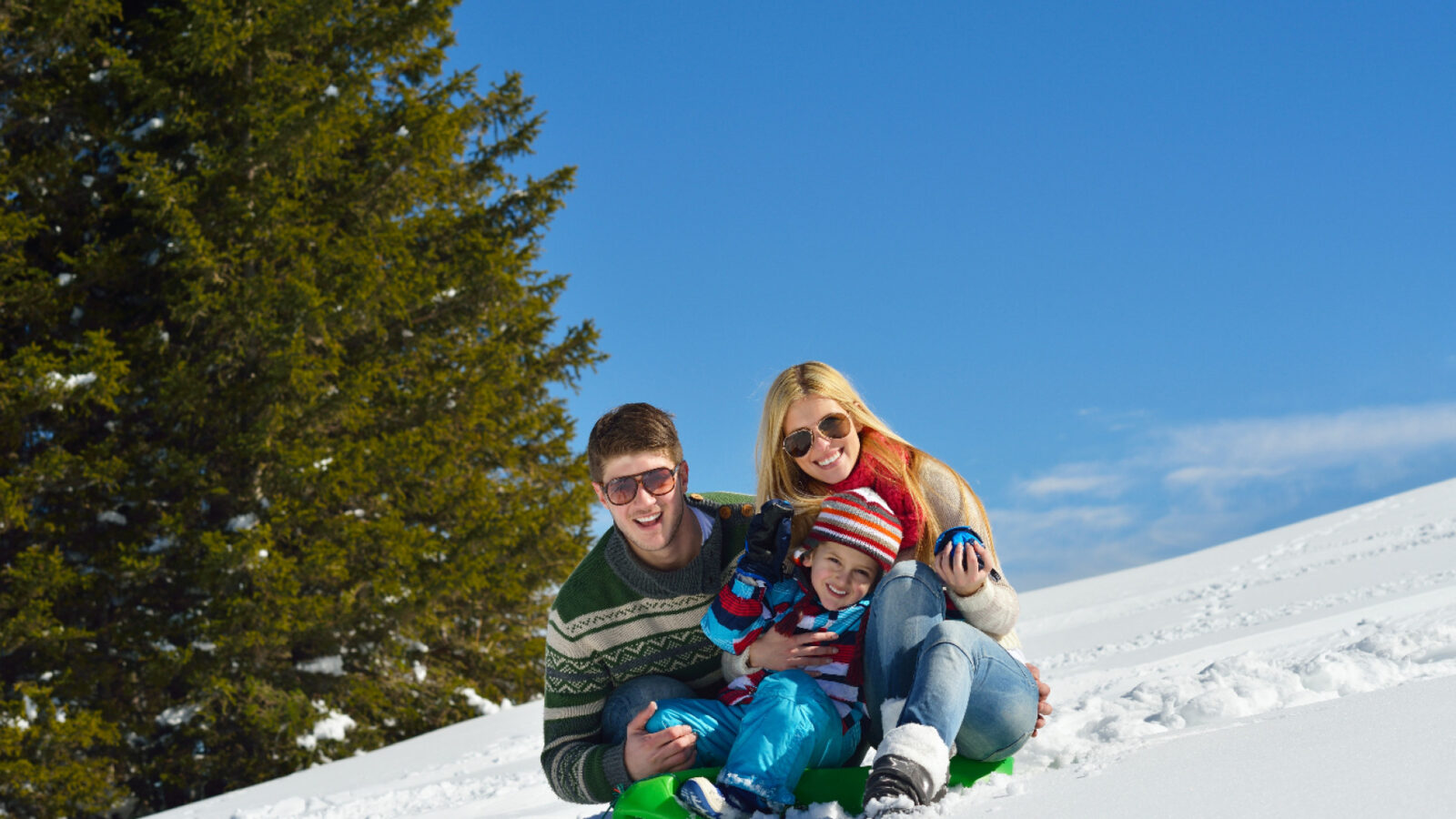 Partir au ski en famille : 3 bonnes raisons de réserver votre séjour